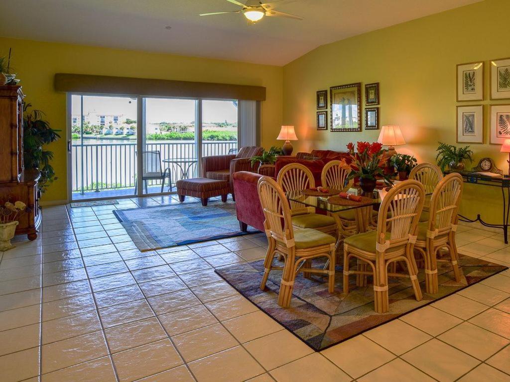 Gulf Retreat 2: Magnificent Water Views, Steps To Beach, None Cleaner, None Nicer! Clearwater Beach Eksteriør billede